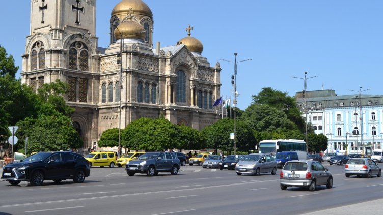 Виктор Бузев: Новият булевард &bdquo;Левски&ldquo; ще помогне за развитието на пешеходните зони в центъра на Варна