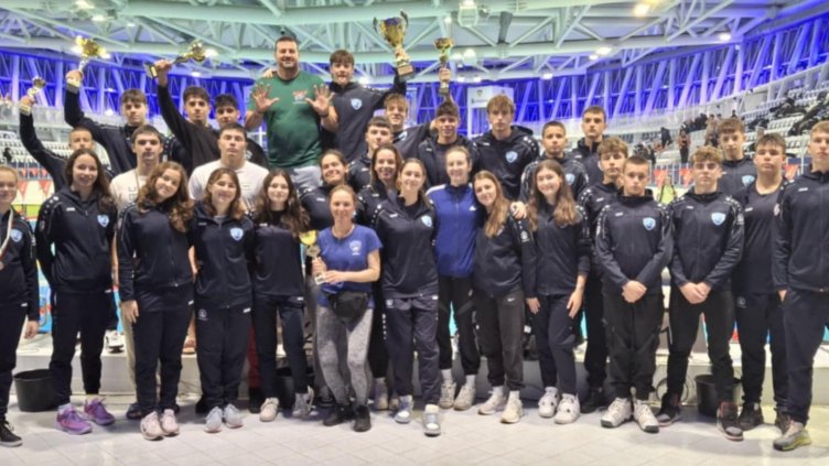 ПСК Черно море вдигна отборен трофей на държавното