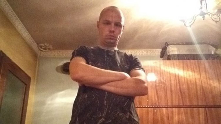 Вендета: Изпотрошиха къщата на мъжа, гаврил се с бездомно куче