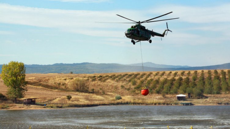 50 000 българи поискаха нова техника за гасене на пожари