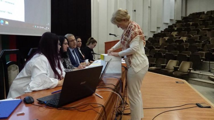 Избраха ново жури за наградите „Варна”