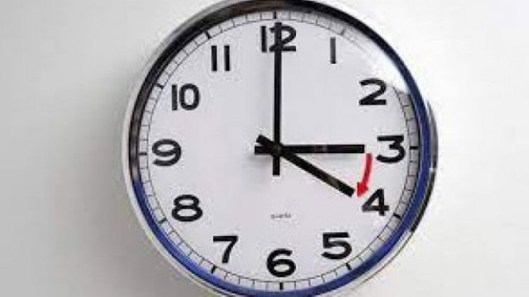 Наш евродепутат се обяви срещу смяната на часа