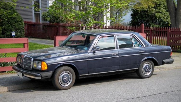 Коли, които отказват да умрат! Вижте 8-те най-здрави автомобили