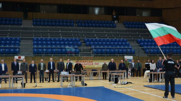 Българската федерация по борба благодари на Варна за турнира „Дан Колов – Никола Петров“
