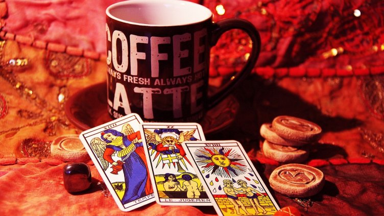 Таро хороскоп за всяка зодия за 19 февруари