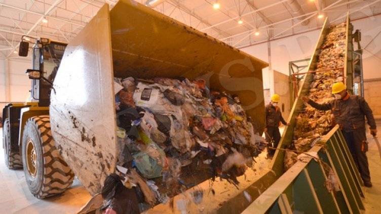 Изграждат 7 площадки за смесен отпадък