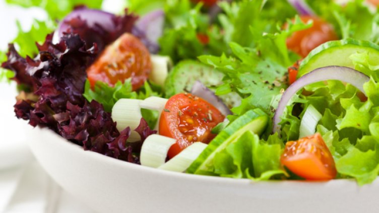 Френска салата с майонезен дресинг