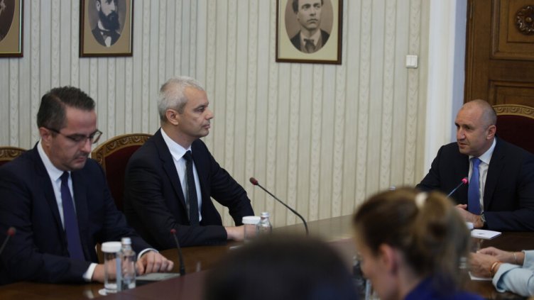 „Възраждане” при президента: Категорично не бихме подкрепили правителство на малцинството (ВИДЕО)