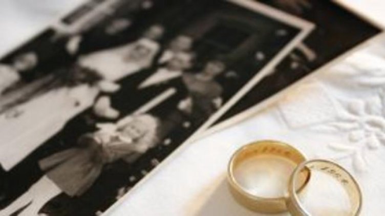 21 двойки ще отпразнуват заедно златна сватба