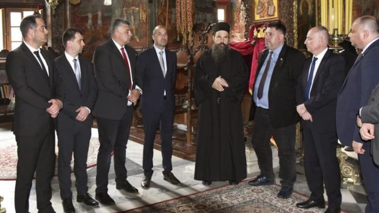 Зафиров: Зографският манастир продължава да изпълнява своето духовно предназначение и днес