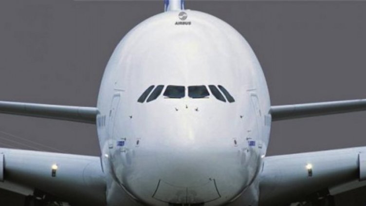 Подозрителен разговор изпразни самолет на летище в Кьолн  