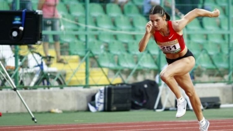 Ваня Стамболова прави дебют на 800 м
