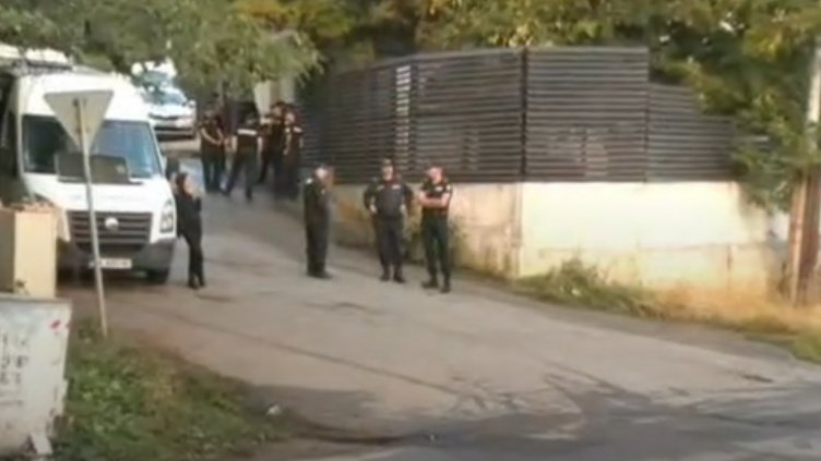 Полиция пази сараите: Четвърти ден продължава недоволството