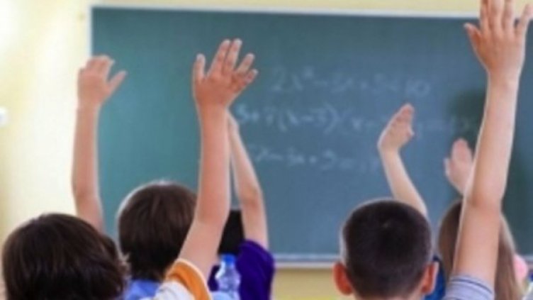 Сръбските учители прекратиха петмесечната си стачка