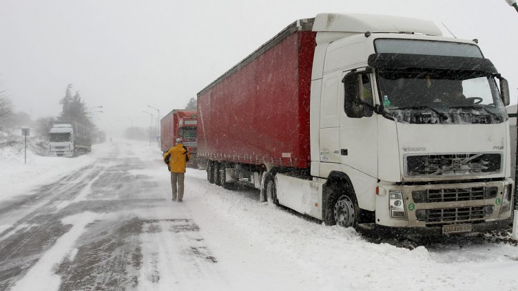 Ограничава се движението на тирове по път Видин-Монтана-Враца-София