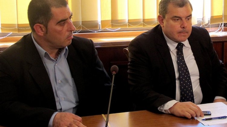 ХРИСТО ИВАНОВ (ВДЯСНО) и главният архитект на Варна Виктор Бузев.