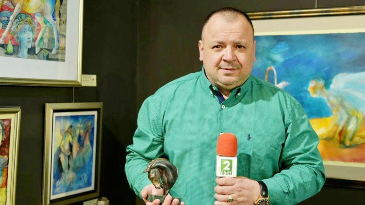 Журналистът Емилиян Ялъмов помага на дете в беда чрез своя книга