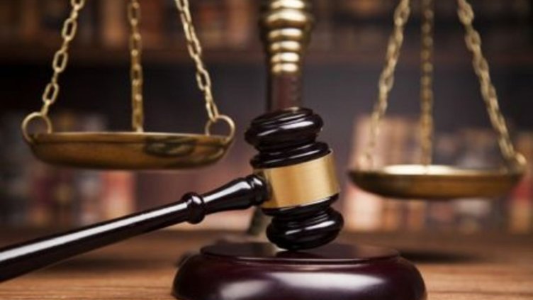 Бившият началник на митница „Варна-Запад" и още четирима отиват на съд за подкуп