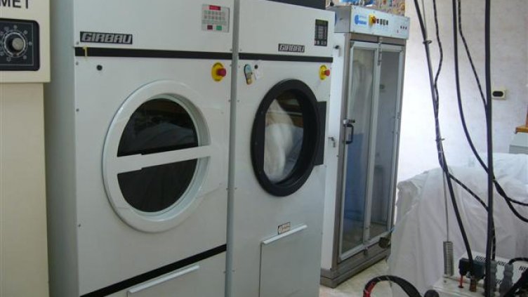 Петгодишно момиченце от Тексас едва не загина в пералня