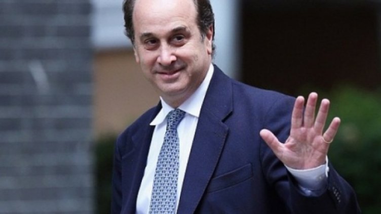 Британски министър подаде оставка заради секс скандал