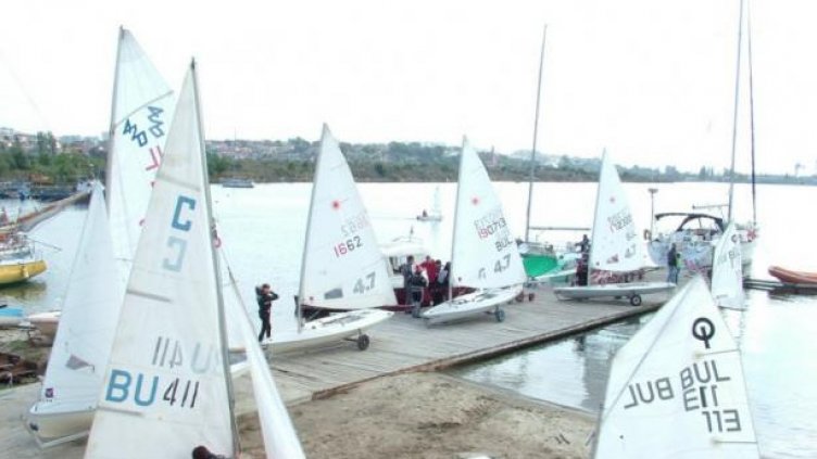 Чакат 350 ветроходци за Европейското във Варна