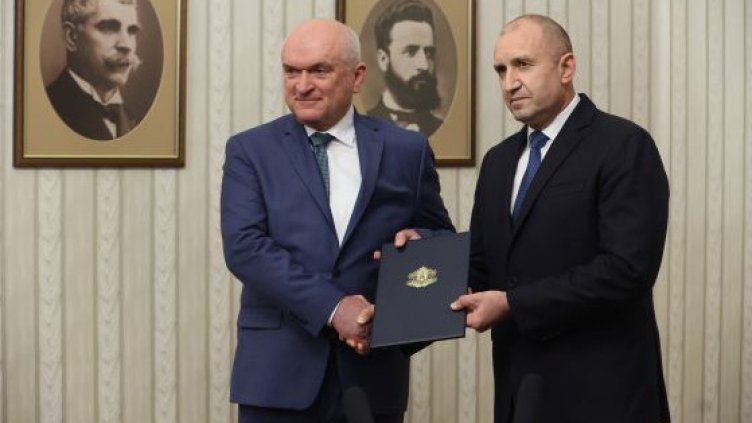 Главчев няма да се среща с Радев