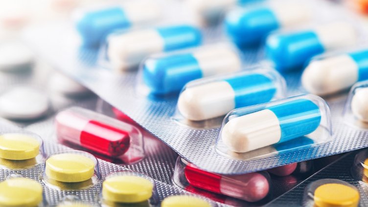 Фармацевтична мафия: Измислени болести пълнят с милиони джобовете й!