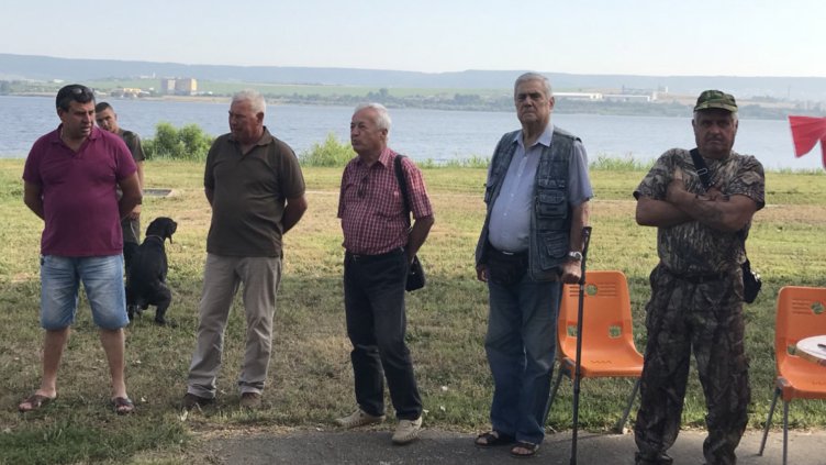 снимки: Ловно-рибарско дружество - Варна