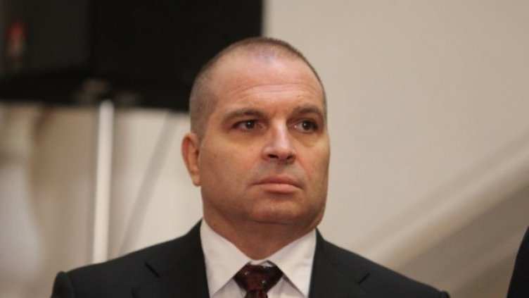 Караджов: Вече има договор за озеленяване на несъществуващата АМ „Хемус“