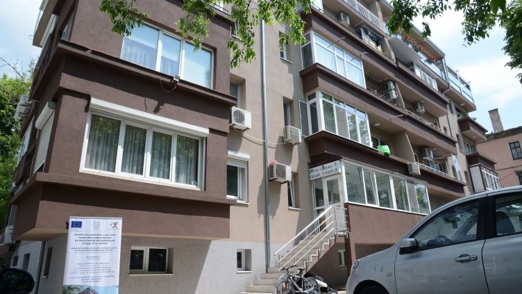 Санират 8 сгради във Варна по европейска програма