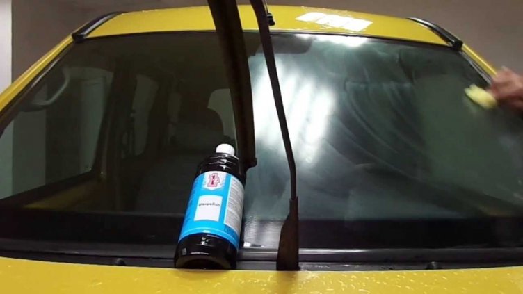 Лесно и без пари: Как да полирате сами предното стъкло на автомобила