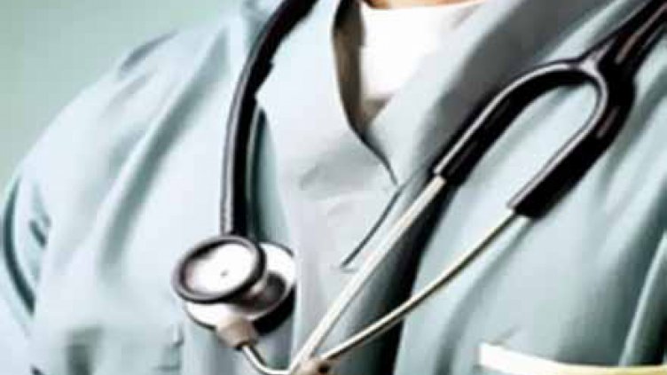 Трима прекалиха с алкохол и дрога за ден