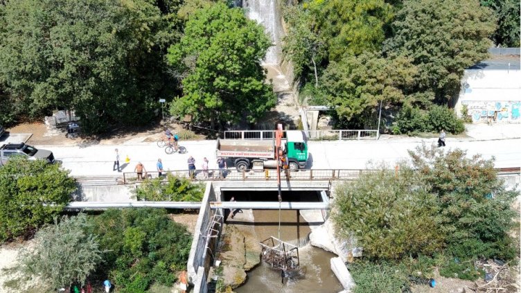 Спешно почистват "Шокъровия канал"