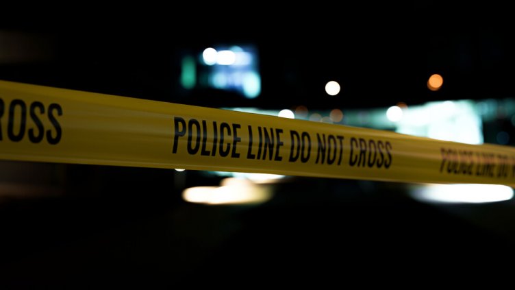 Мъж гръмна приятеля си и си тегли куршума