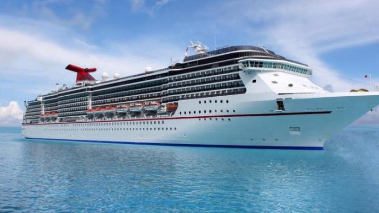 Круизна компания кани на безплатни пътувания младежи под 22 г.
