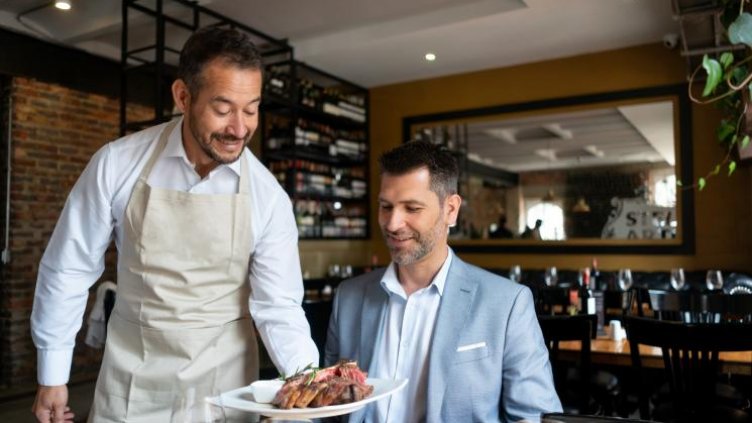 Украинци ще спасяват сезона по морето