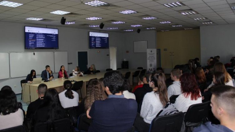 НАП образова ученици как да си плащат данъците