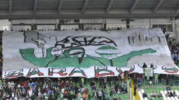 Оперираха фен на "Ботев"