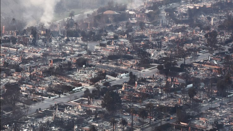 Огненият ад в Лос Анджелис продължава