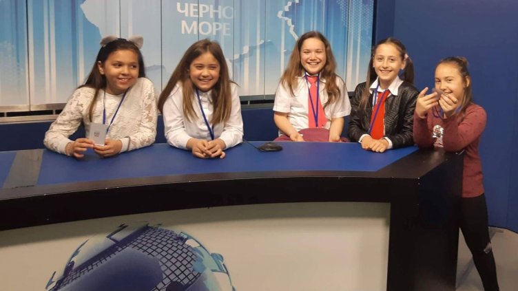 12 бъдещи журналисти влязоха за първи път в телевизията