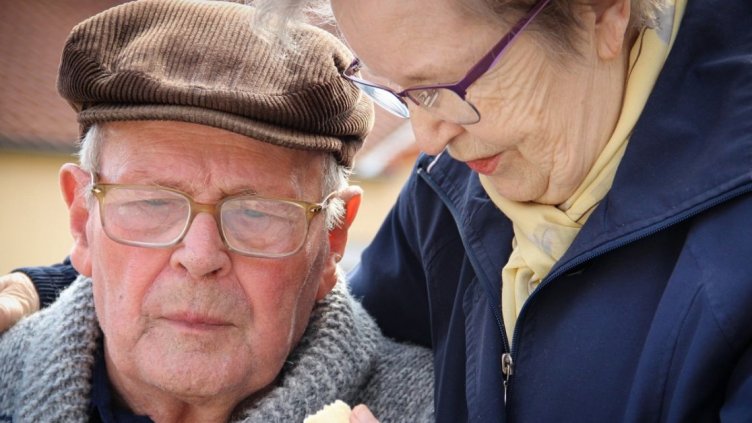 Изплащането на пенсиите започна