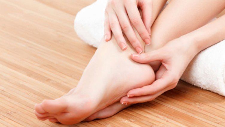 Загрубели стъпала - как да се справим?