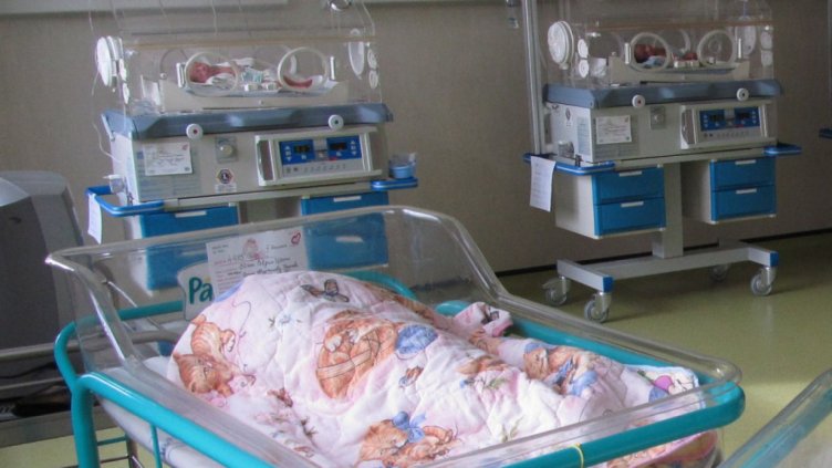 МЗ доставя модерна апаратура в 34 лечебни заведения