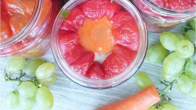 Време е за зимнина: Пълнени камби с грозде и зеленчуци