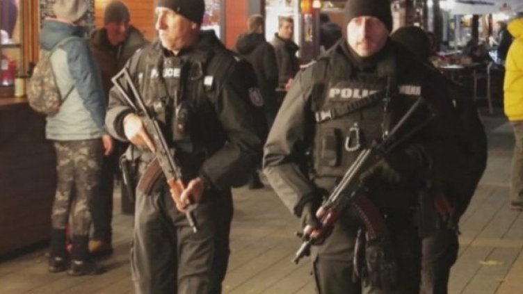 300 полицаи в центъра на Варна на Нова година, ще има и антитерористично патрулиране