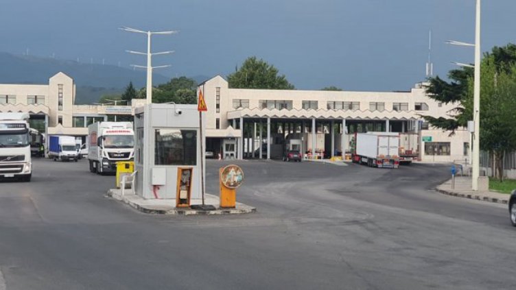 Затварят за туристи ГКПП "Маказа" още днес