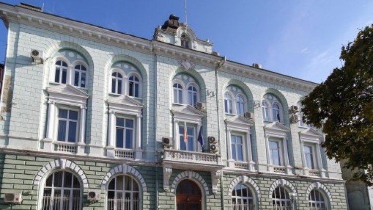 64 машини ще чистят снега в област Варна, други 25 - АМ "Хемус"