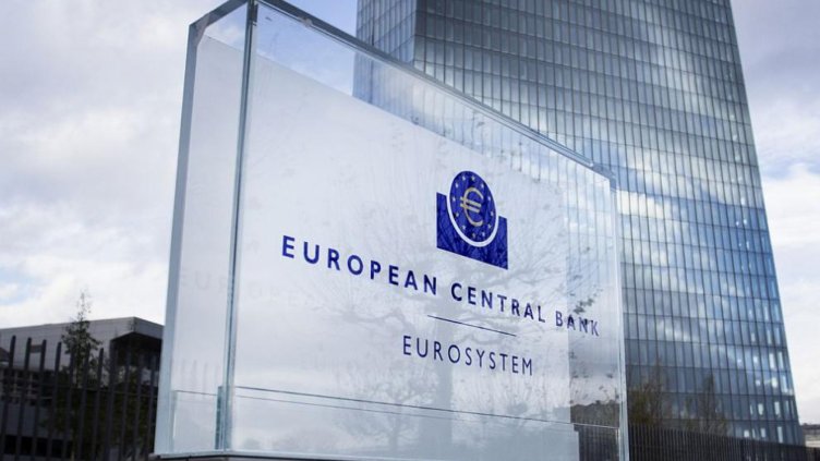 Икономиката на Еврозоната няма да се възстанови поне до 2021 г.