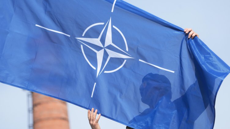 НАТО изгражда съвместни щабове във Варна и Констанца