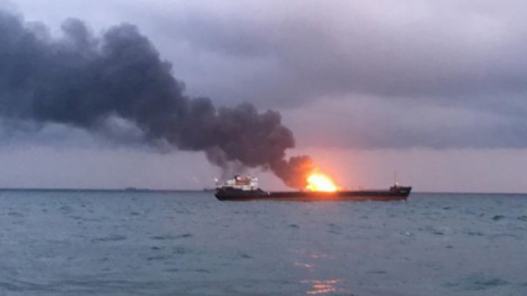 Няма шанс изчезналите моряци при взрива в Керченския пролив да са оцелели
